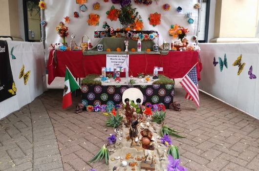Street Level Health's Dia de los Muertos altar